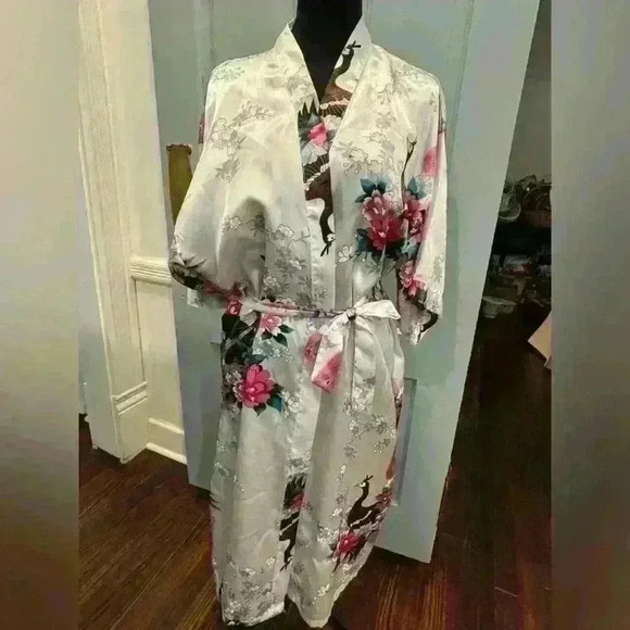 Kimono Peacock Asian Robe One Size Fits All - Picture 1 of 5